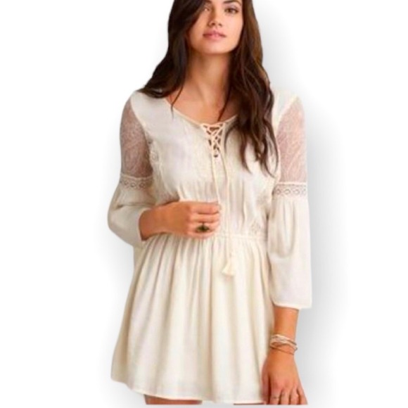 American Eagle Outfitters Dresses & Skirts - American Eagle Ivory Lace Boho Peasant Mini‎ Dress XXL New With Tags 9199-106
